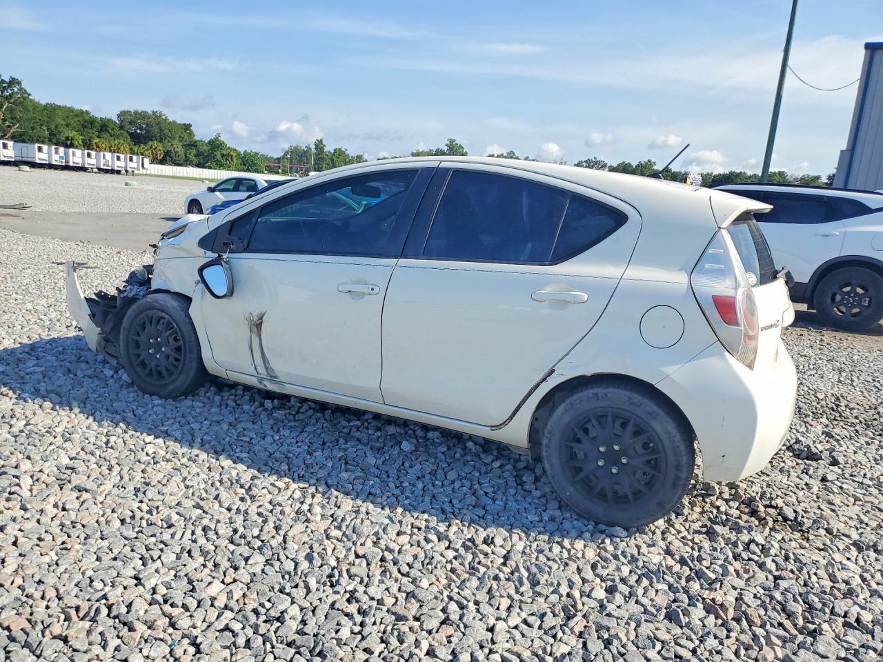 2013 TOYOTA Prius c