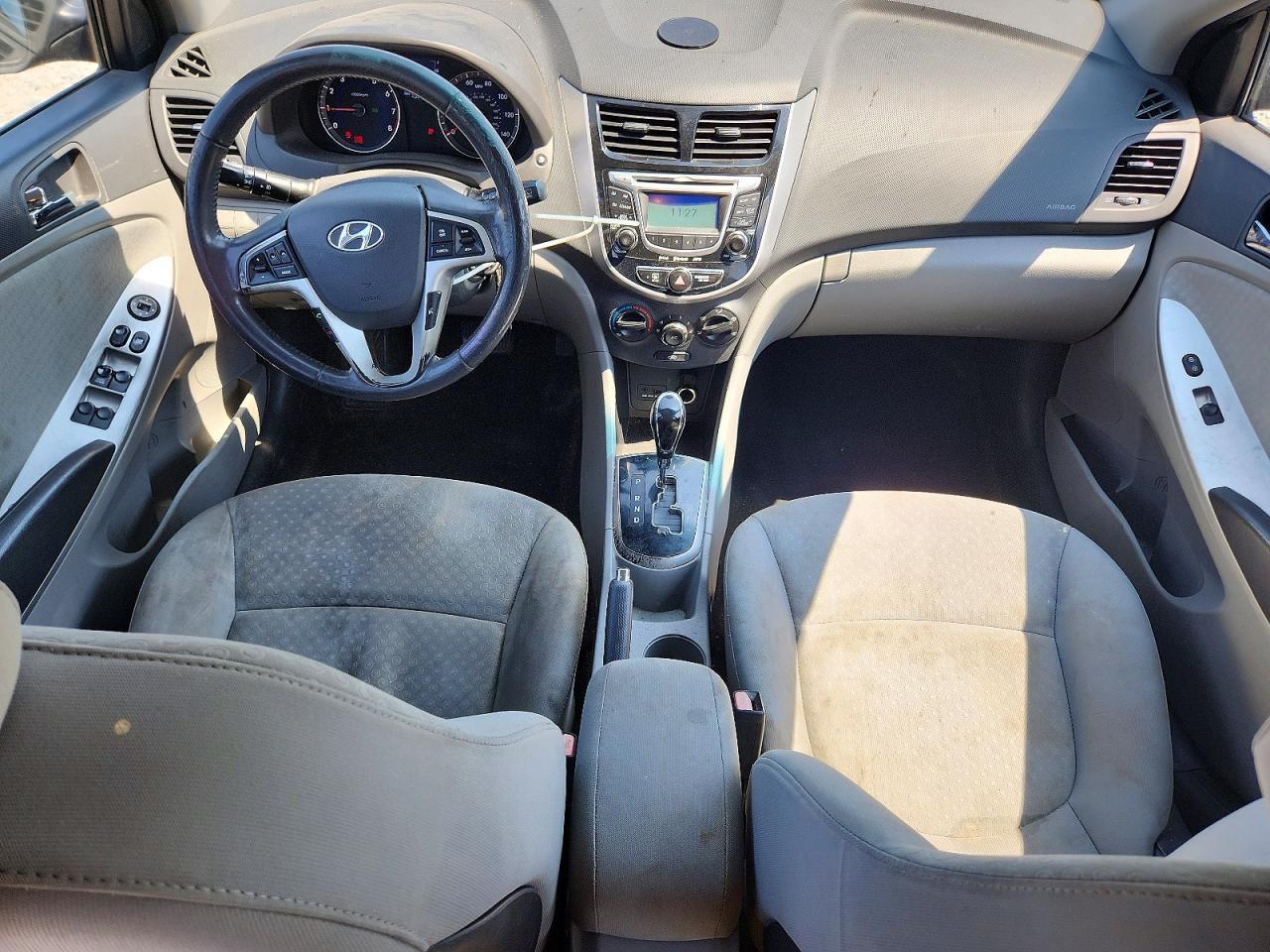2012 HYUNDAI ACCENT