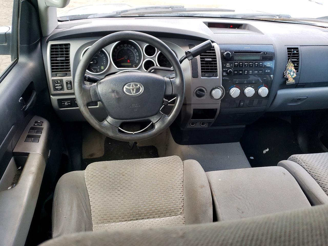 2011 TOYOTA TUNDRA