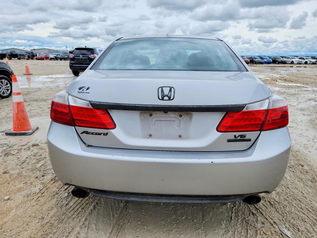 2013 HONDA ACCORD