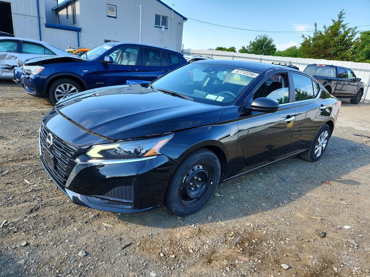 2025 NISSAN ALTIMA