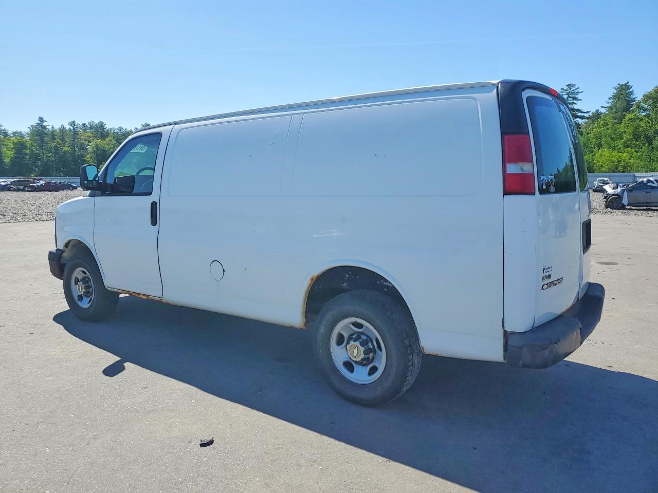 2010 CHEVROLET EXPRESS 2500