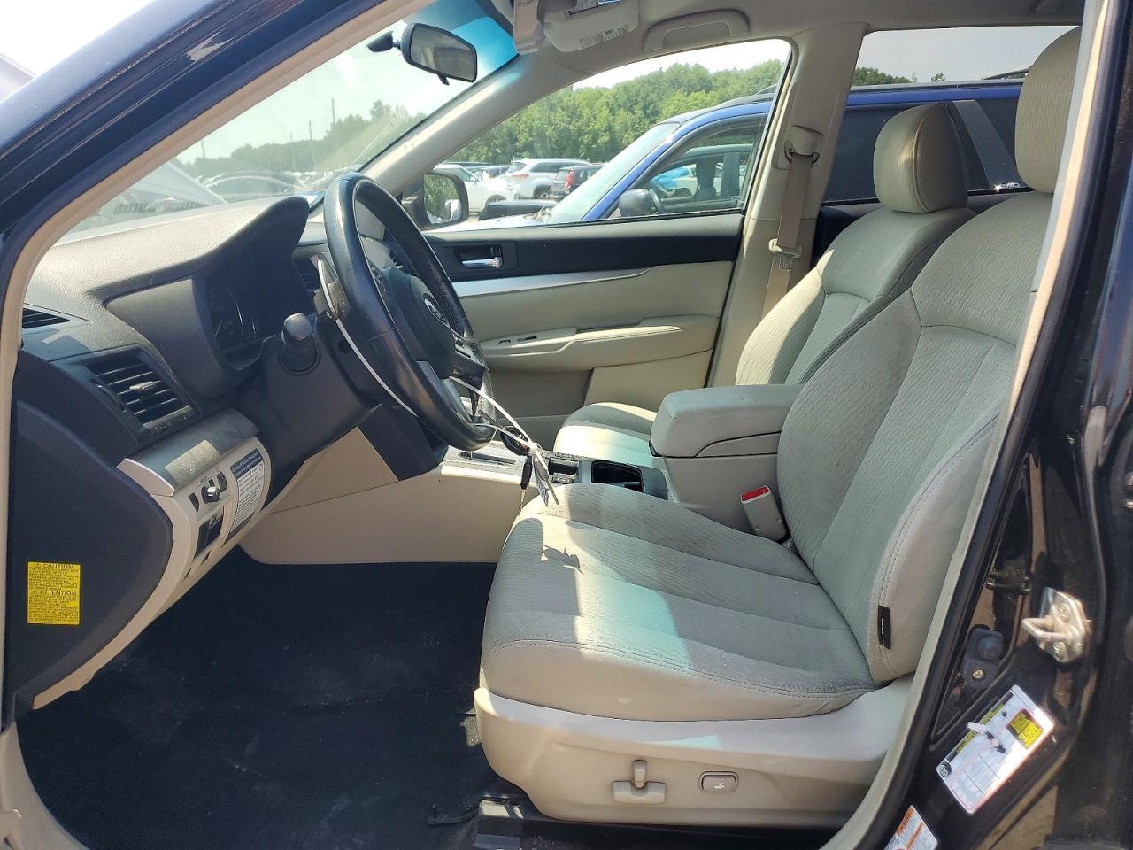 2010 SUBARU Outback