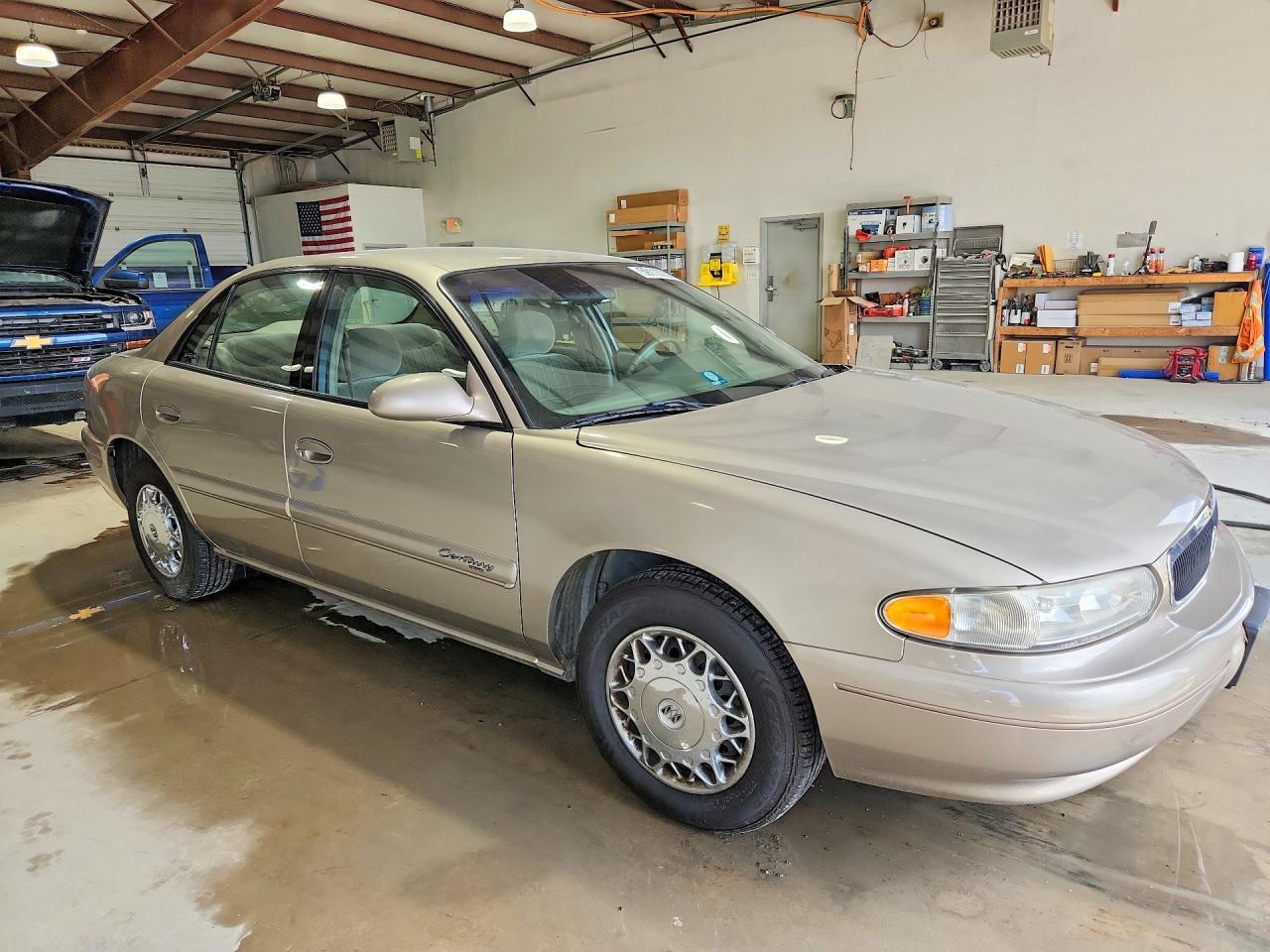 2002 BUICK Century