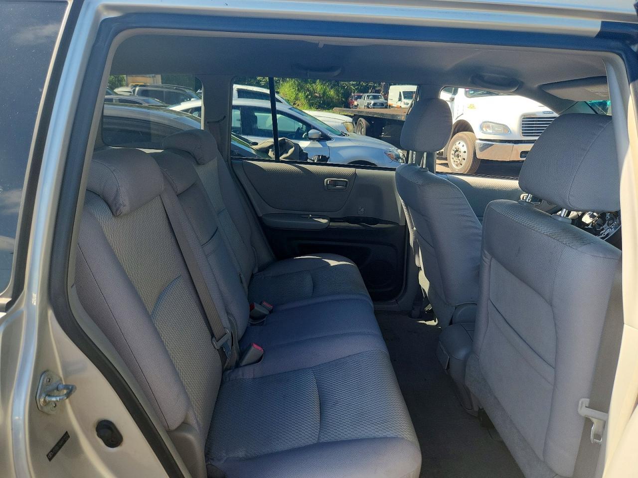 2006 TOYOTA HIGHLANDER