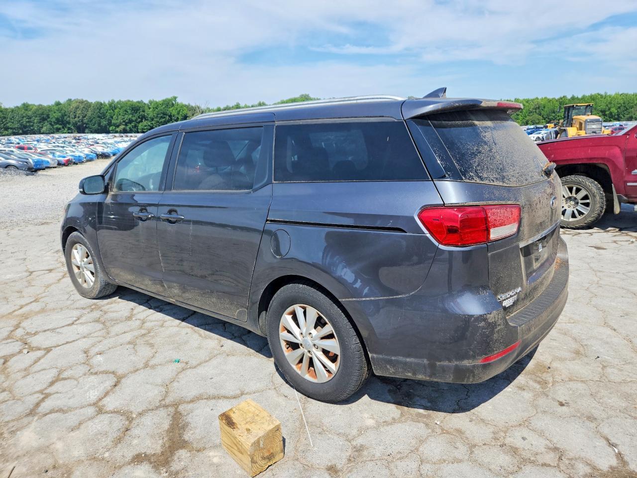 2015 KIA SEDONA