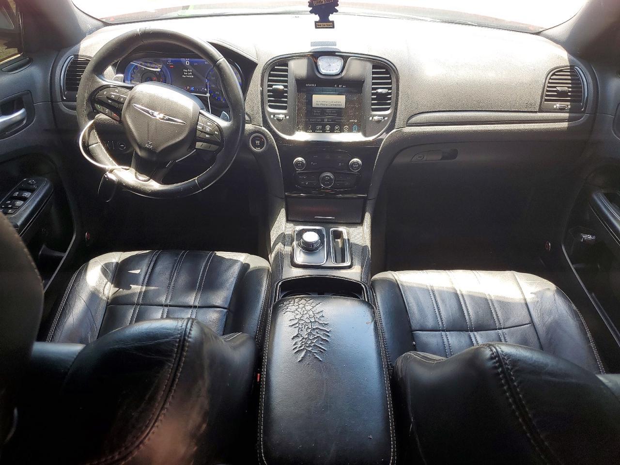2016 CHRYSLER 300