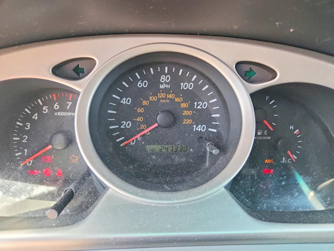 2005 TOYOTA HIGHLANDER