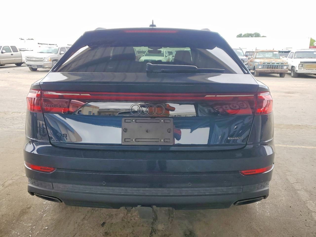 2025 AUDI Q8