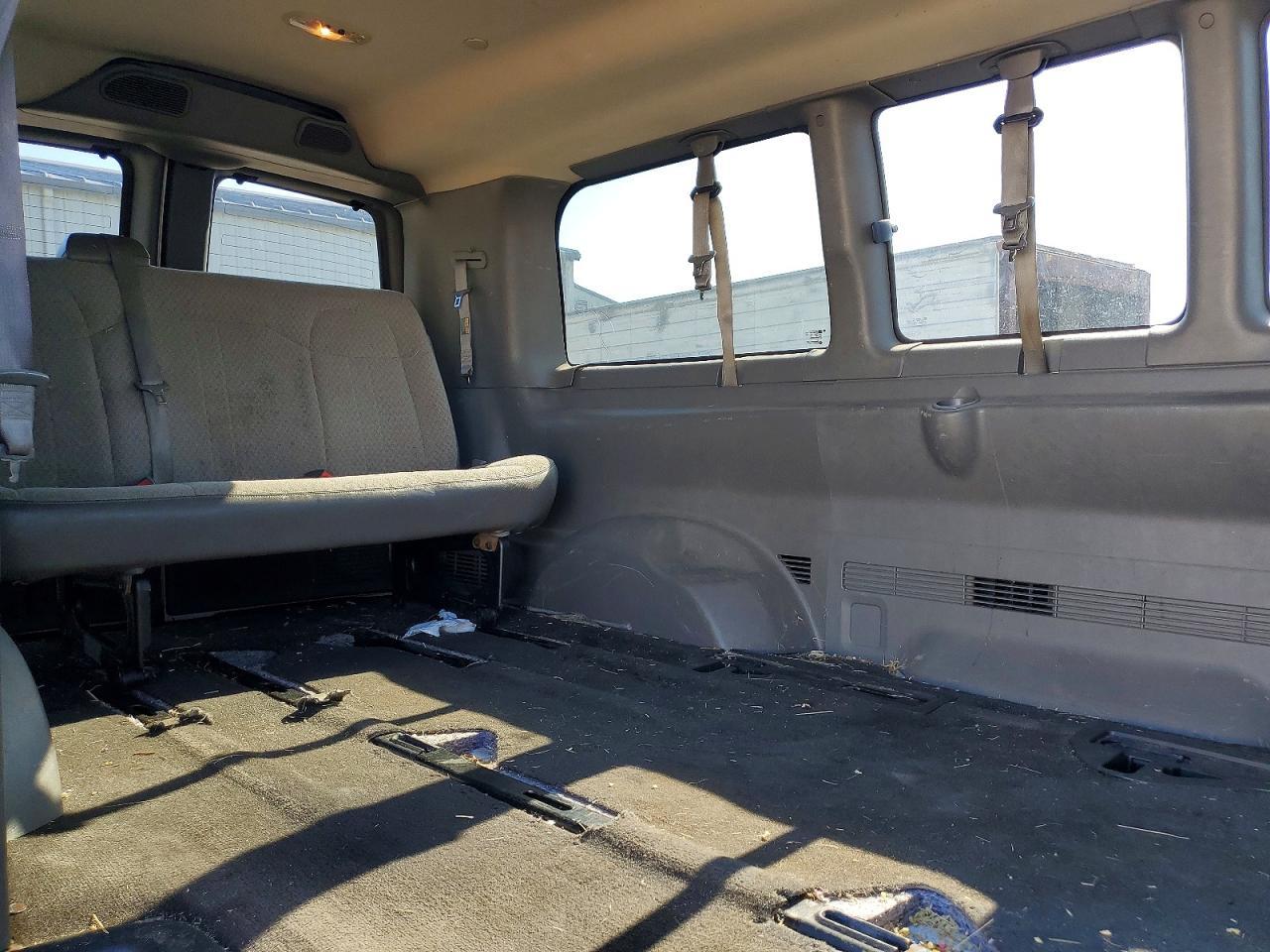 2016 CHEVROLET Express 3500
