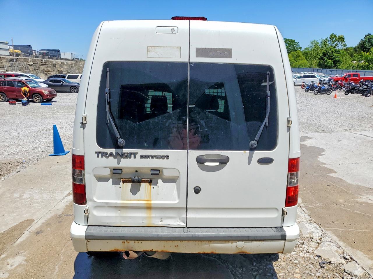 2011 FORD TRANSIT CONNECT