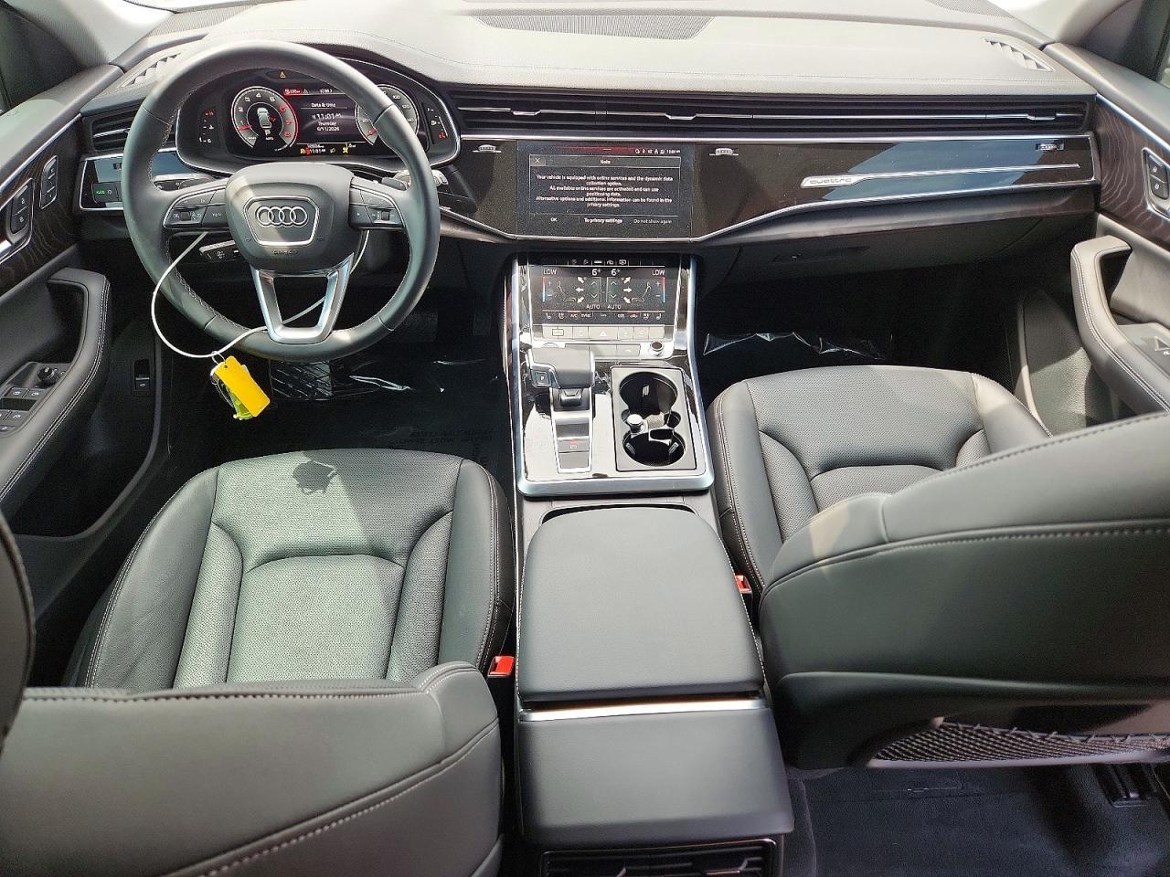 2023 AUDI Q8