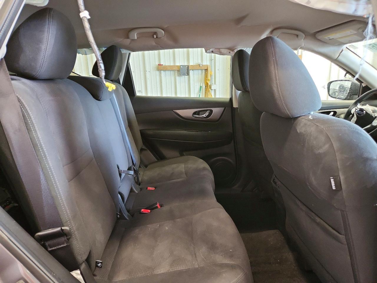 2016 NISSAN ROGUE