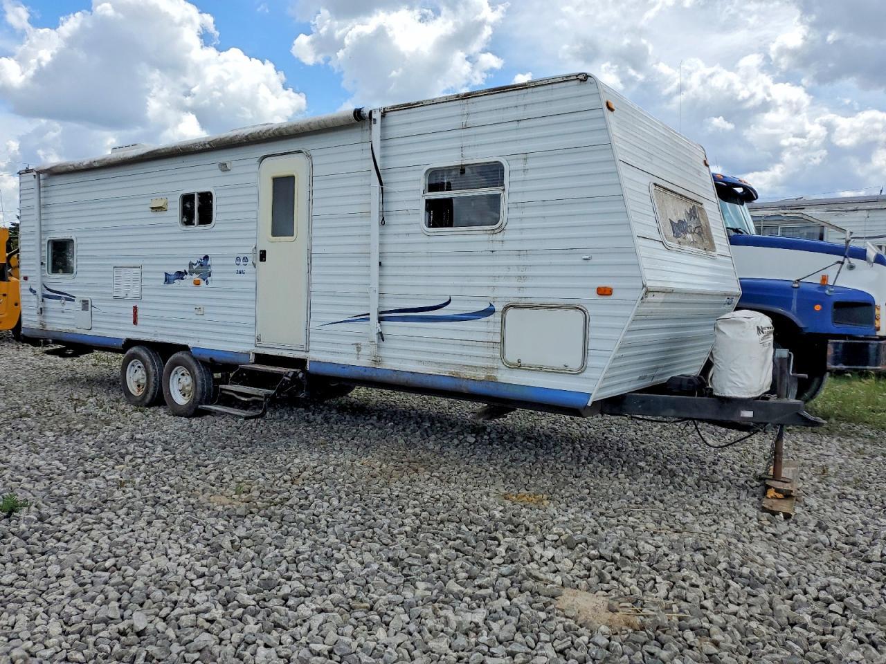 2002 Jay Benford Jayco 32 Ft