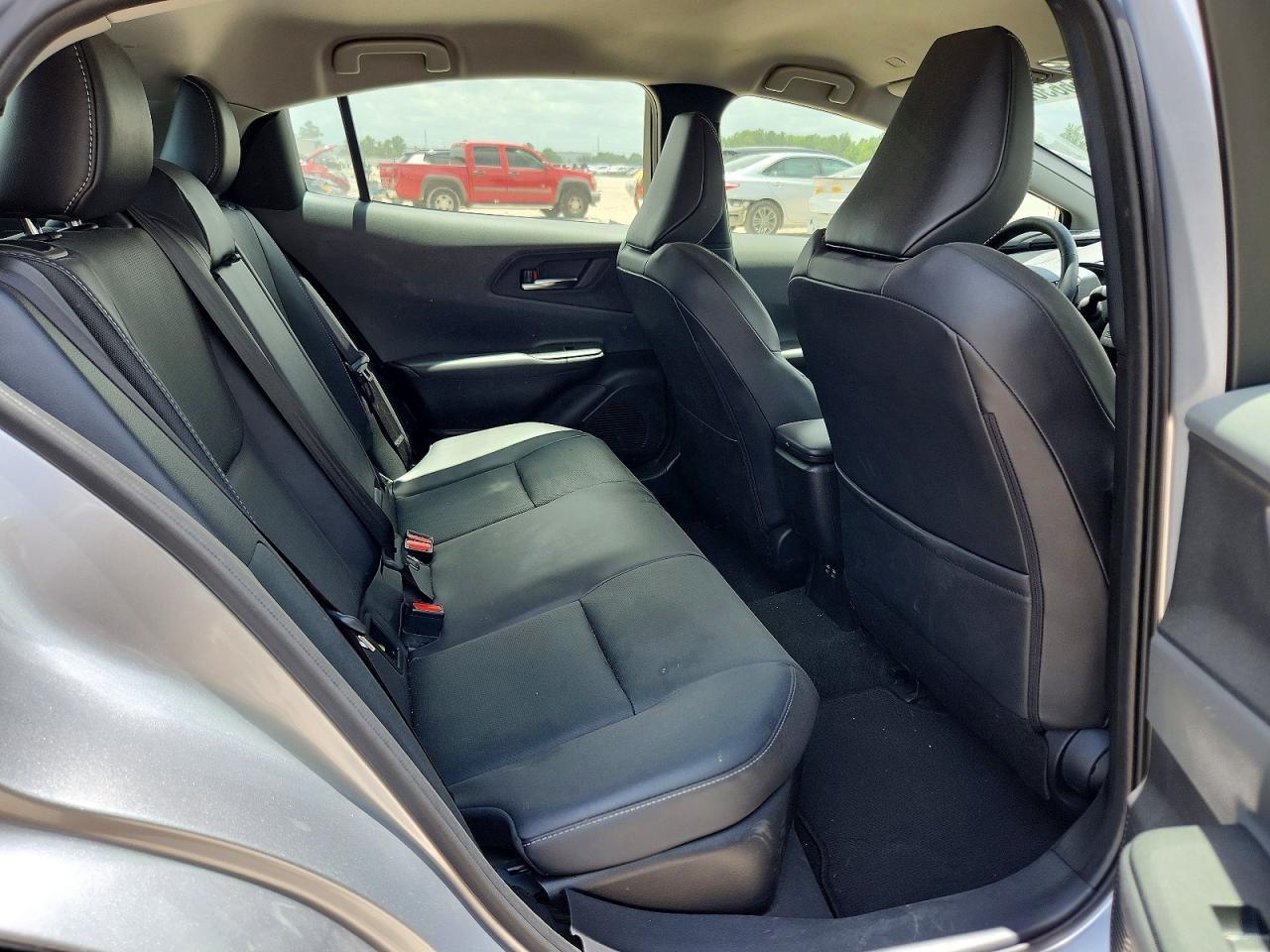 2024 TOYOTA PRIUS
