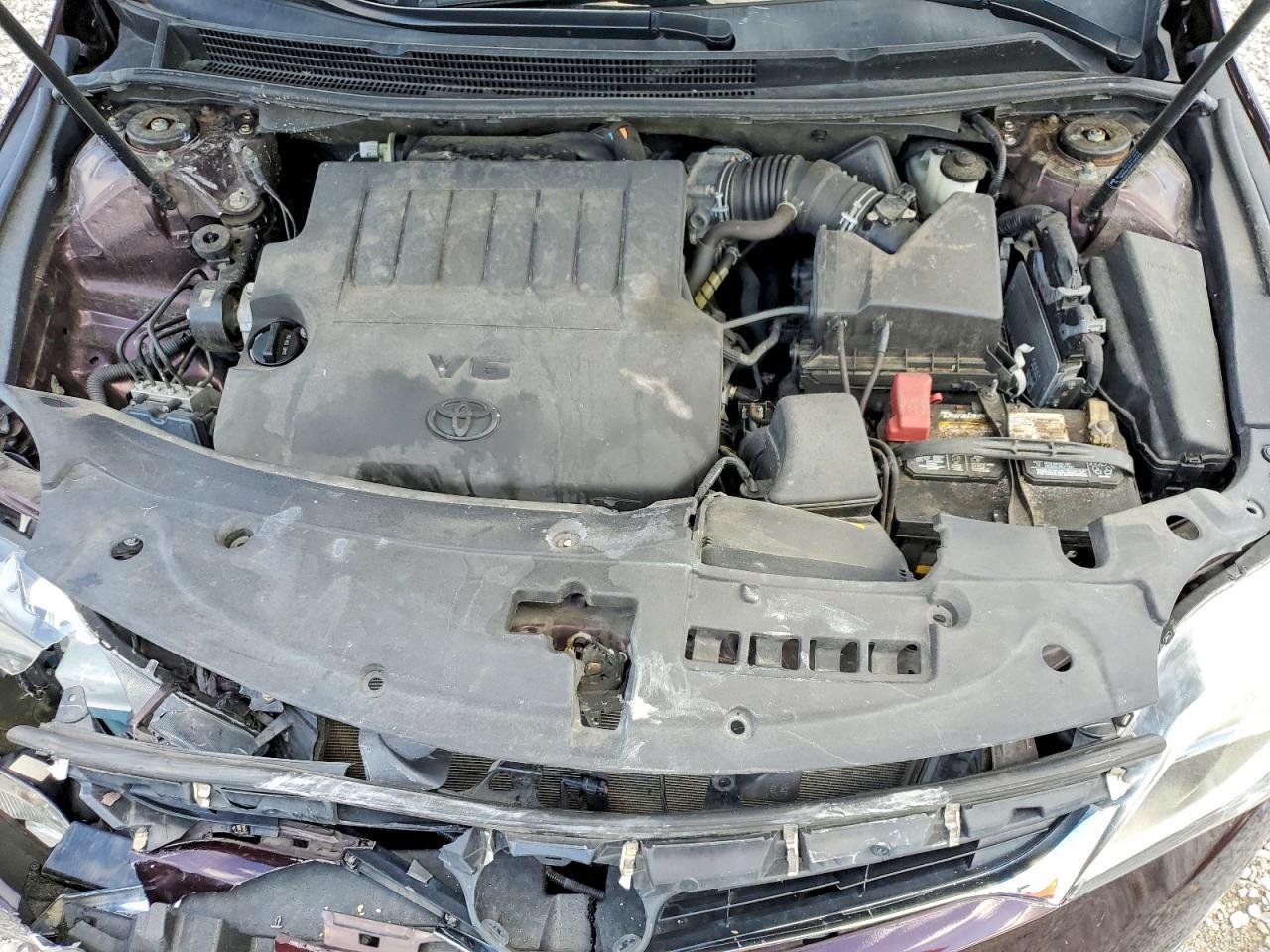2013 TOYOTA Avalon