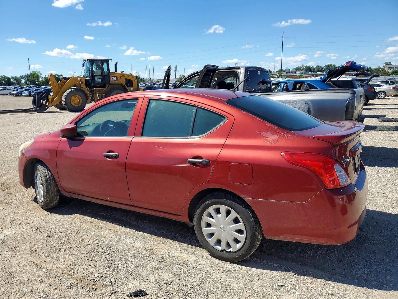 2016 NISSAN VERSA