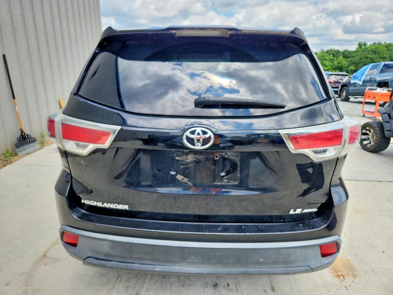 2015 TOYOTA HIGHLANDER