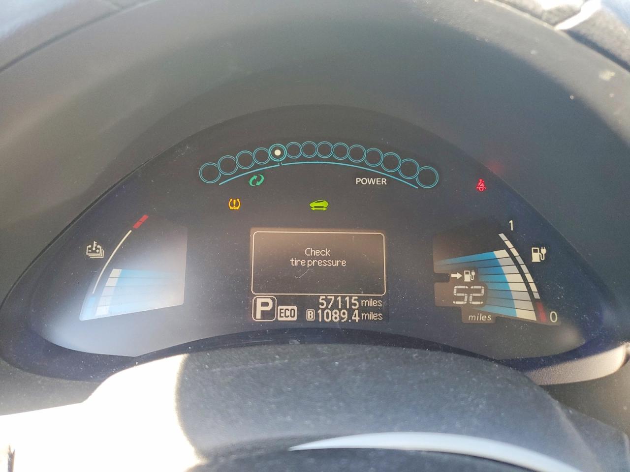 2016 NISSAN LEAF