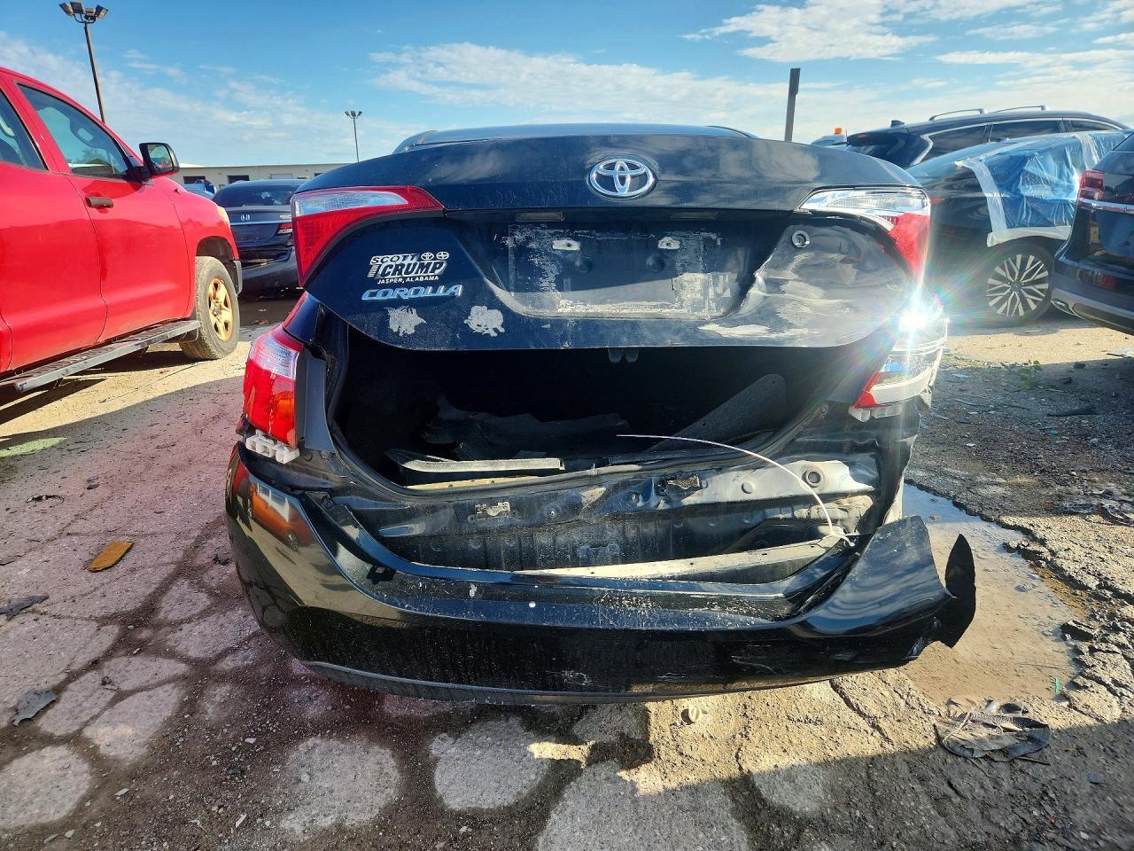 2016 TOYOTA COROLLA