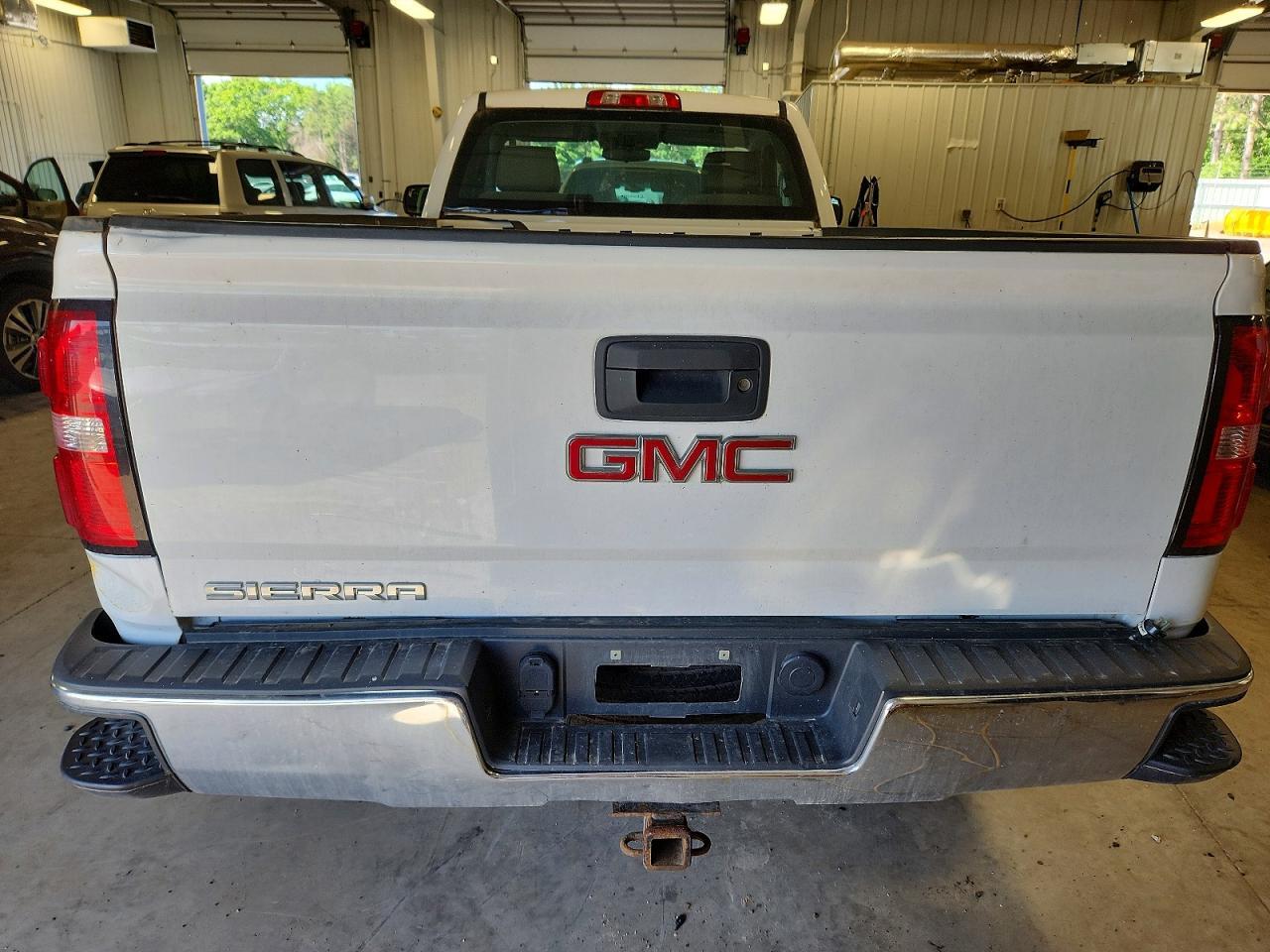 2016 GMC Sierra