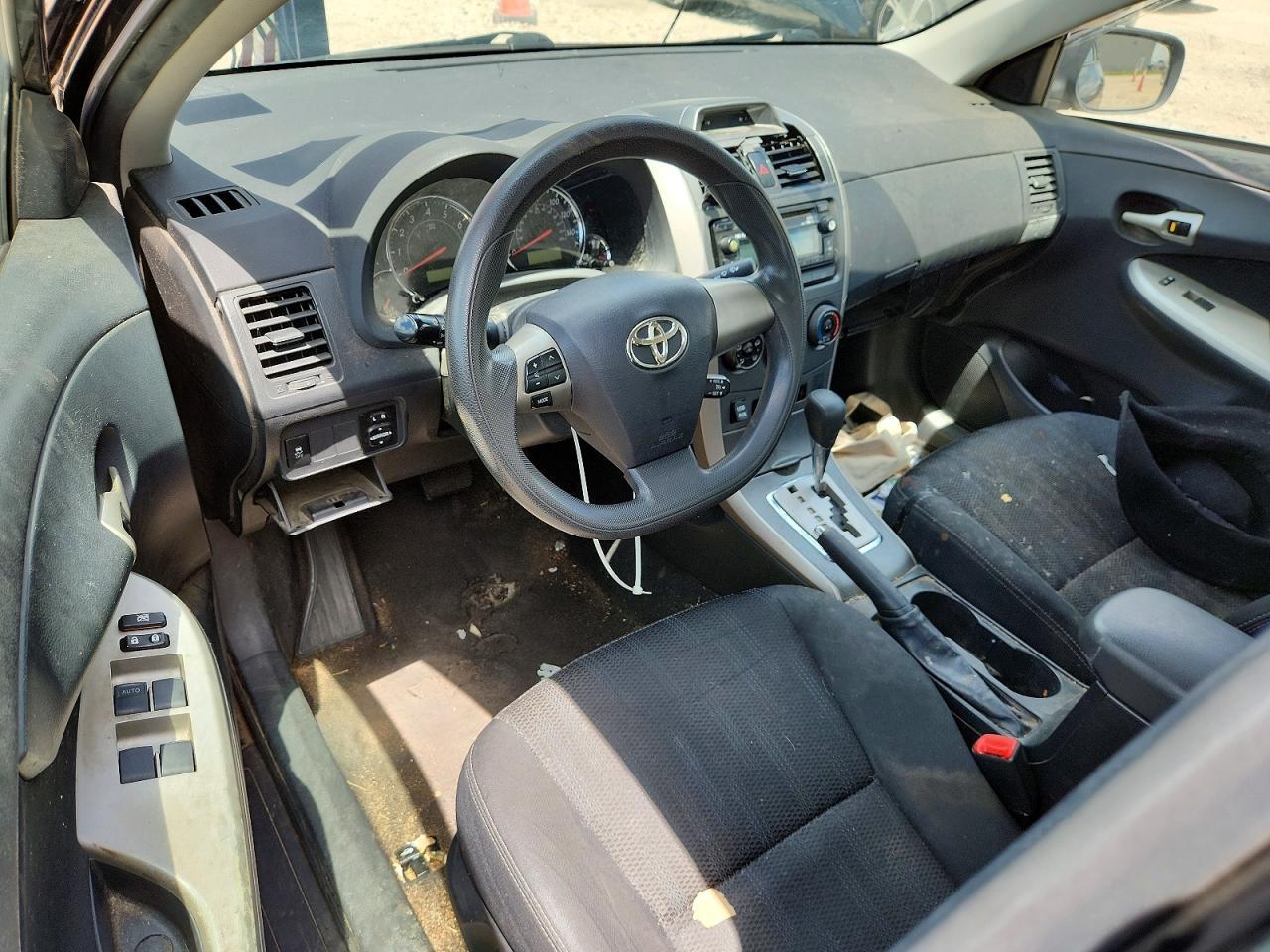 2012 TOYOTA COROLLA