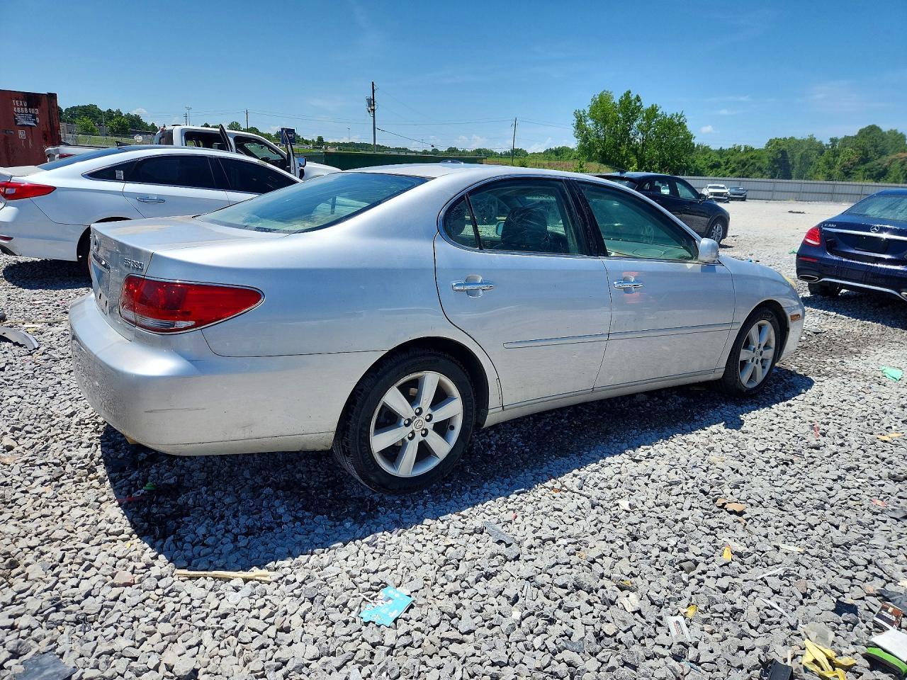 2005 LEXUS ES 330