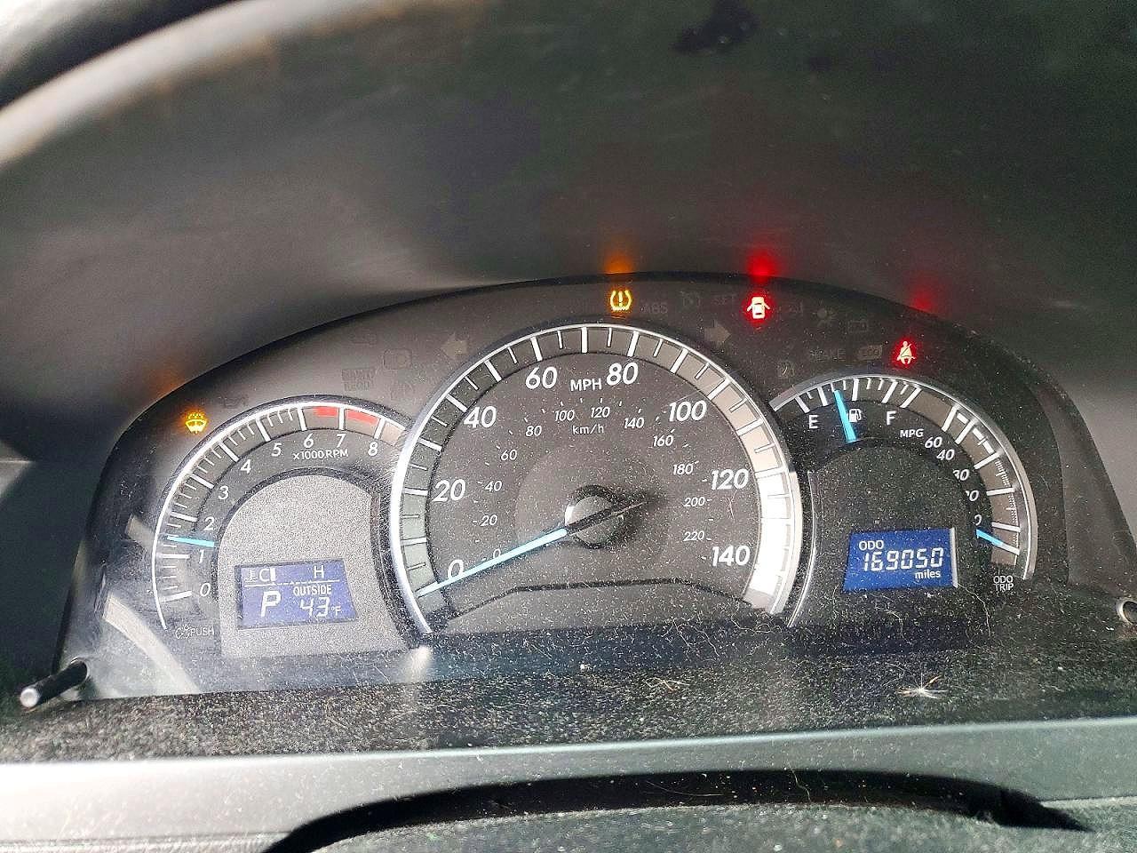 2012 TOYOTA CAMRY
