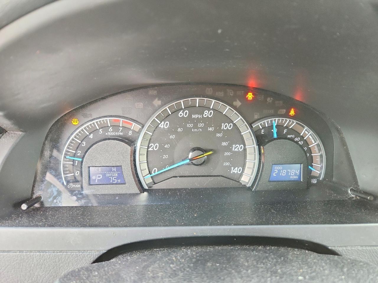 2013 TOYOTA CAMRY