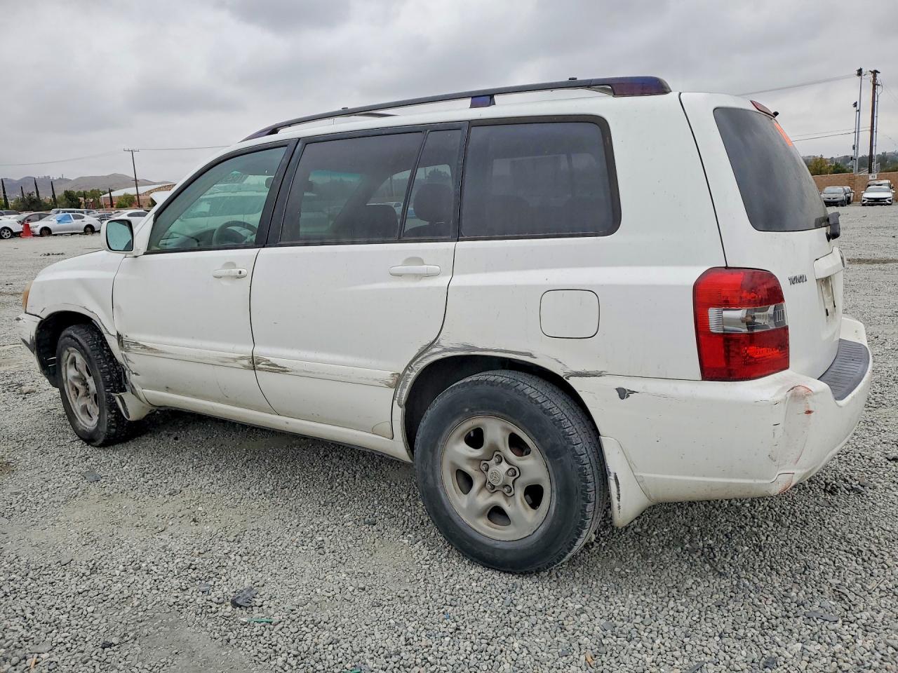 2005 TOYOTA HIGHLANDER