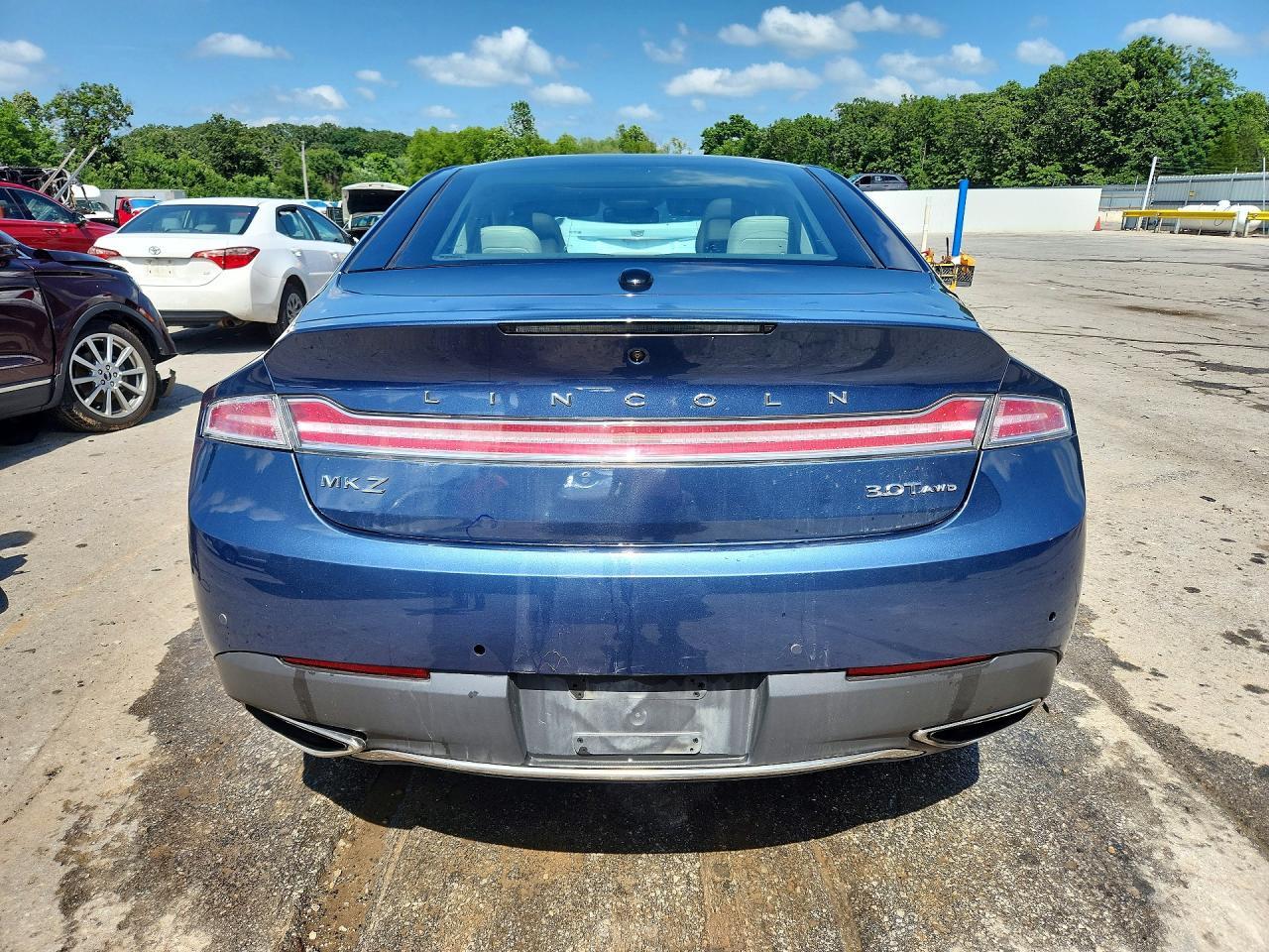 2019 LINCOLN MKZ