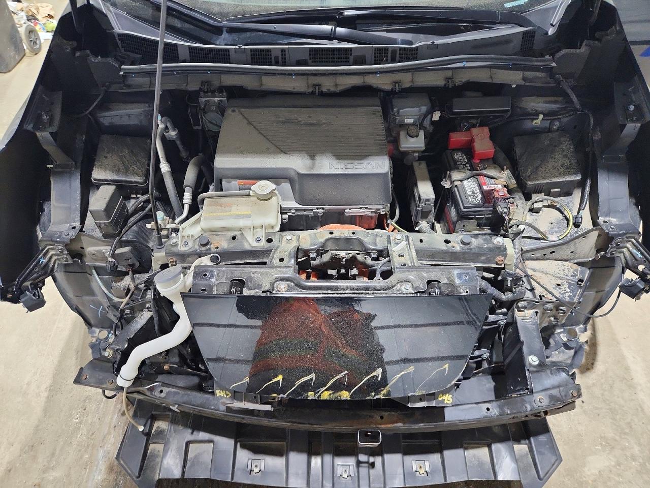 2019 NISSAN LEAF