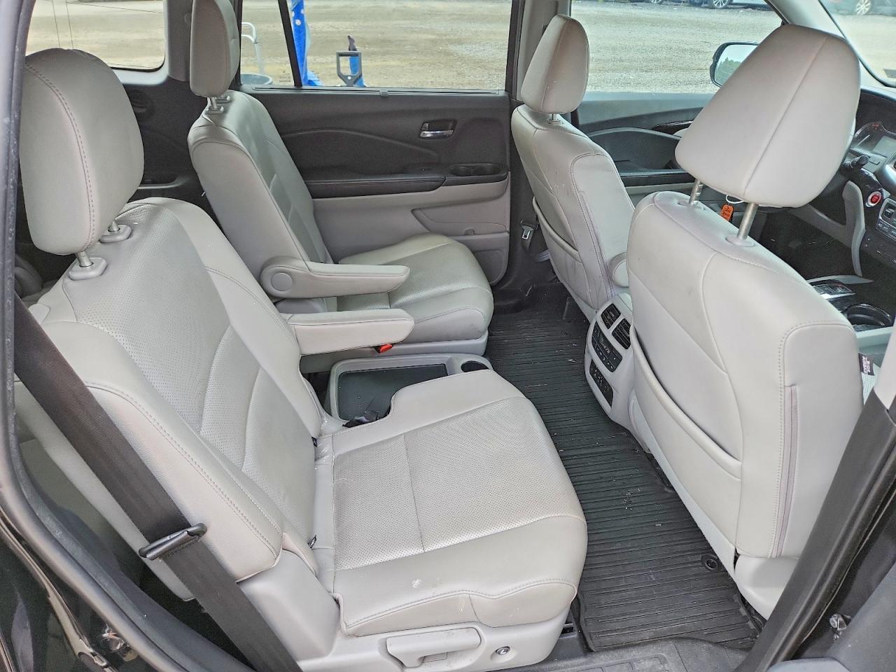 2016 HONDA PILOT