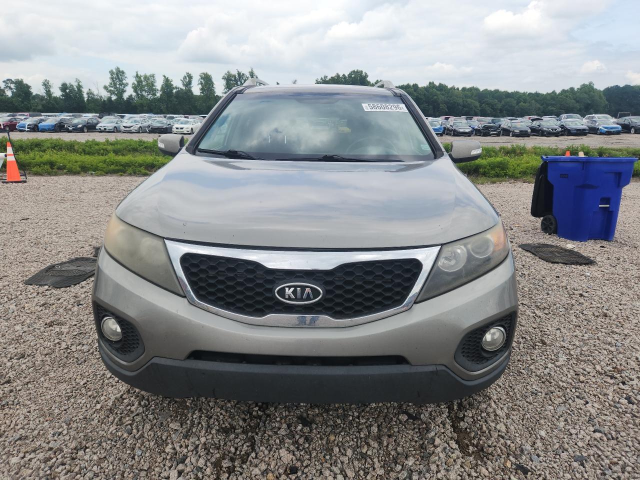 2011 KIA SORENTO