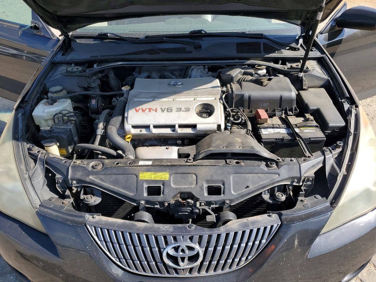 2004 TOYOTA CAMRY