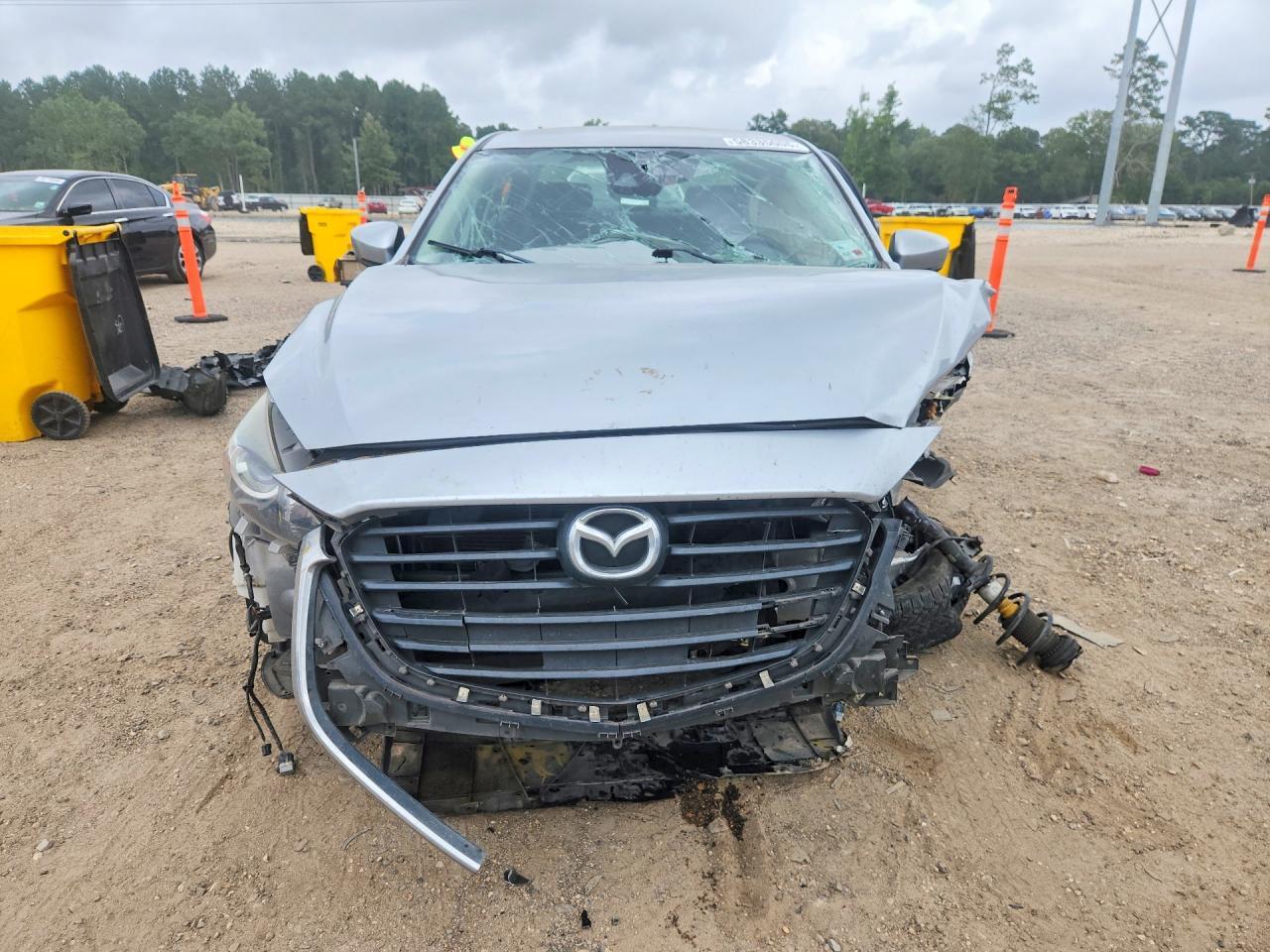 2018 MAZDA 3
