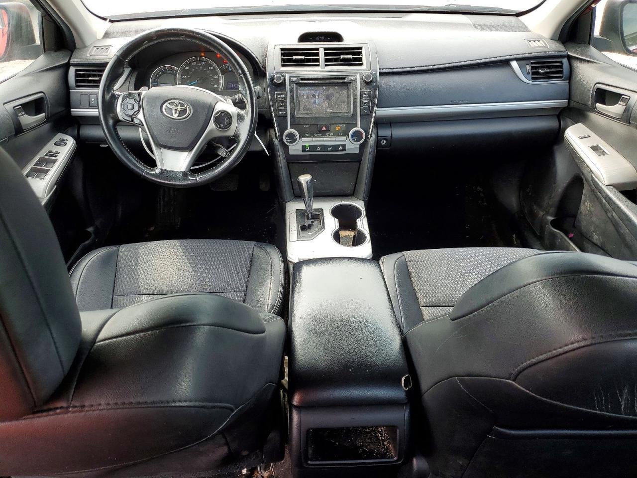 2014 TOYOTA CAMRY