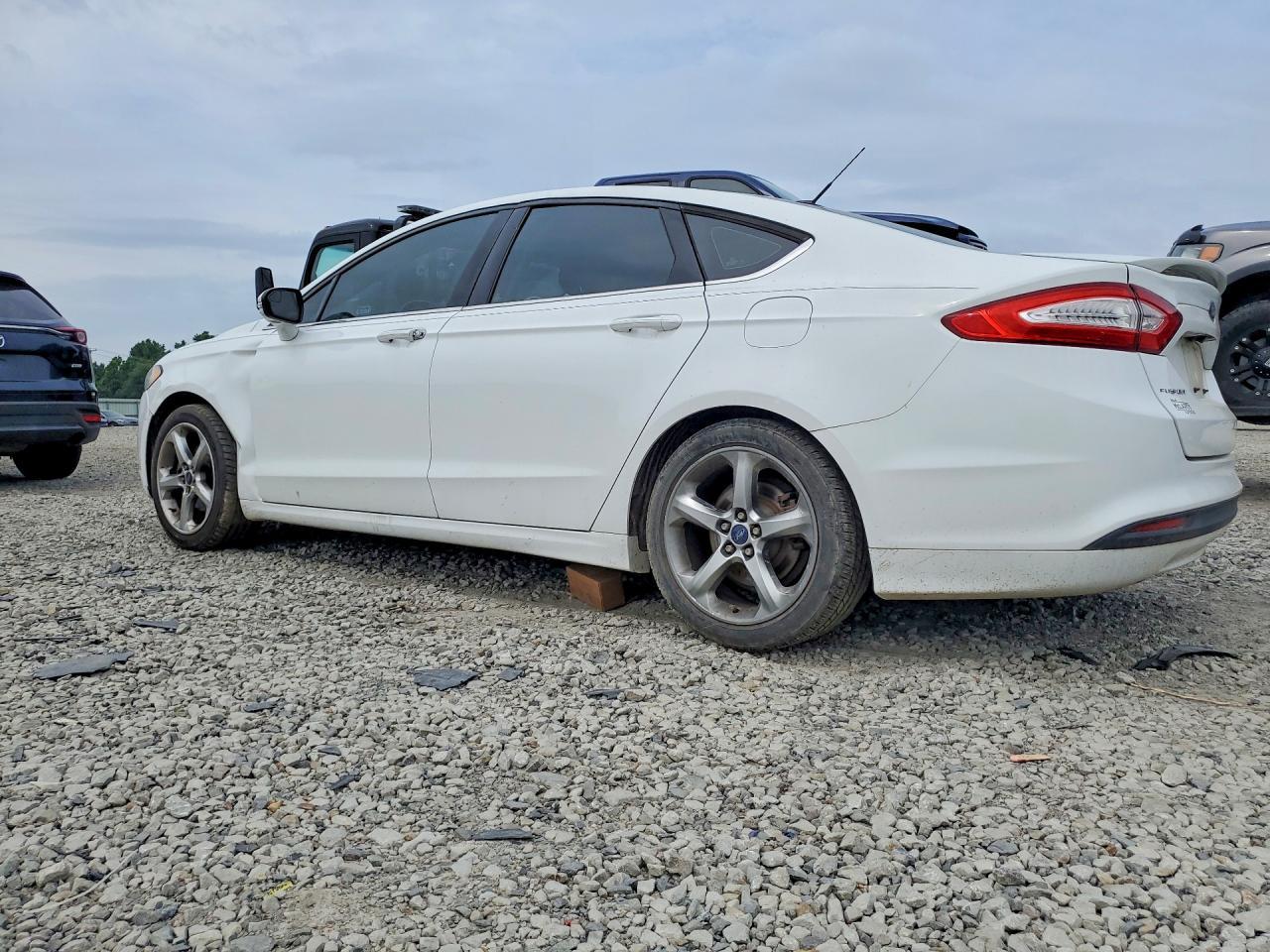 2013 FORD FUSION