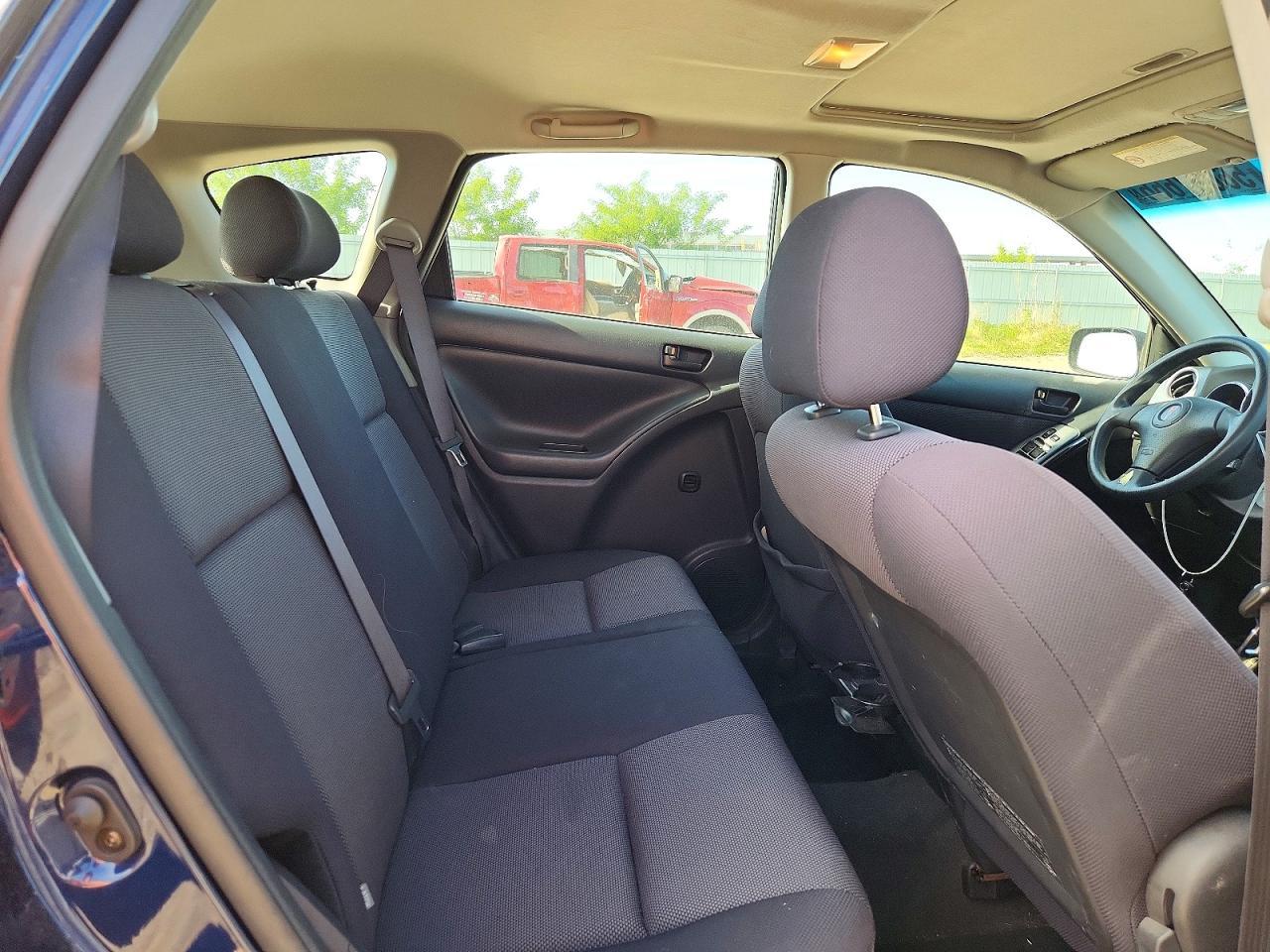 2003 PONTIAC VIBE
