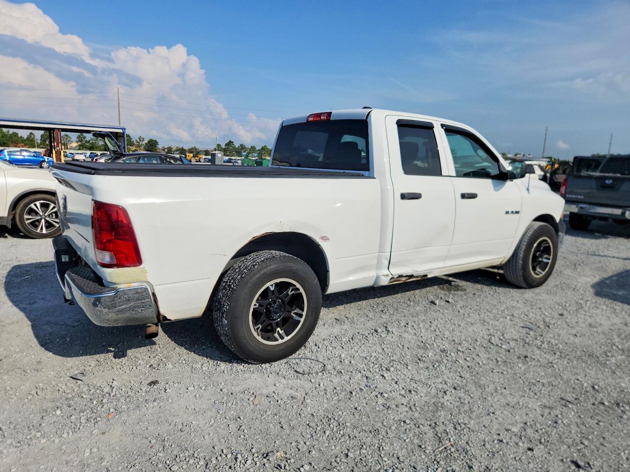 2010 DODGE RAM 1500
