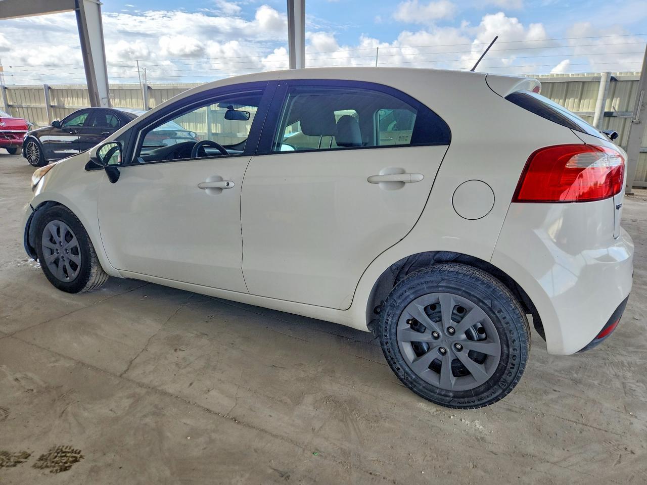 2013 KIA RIO