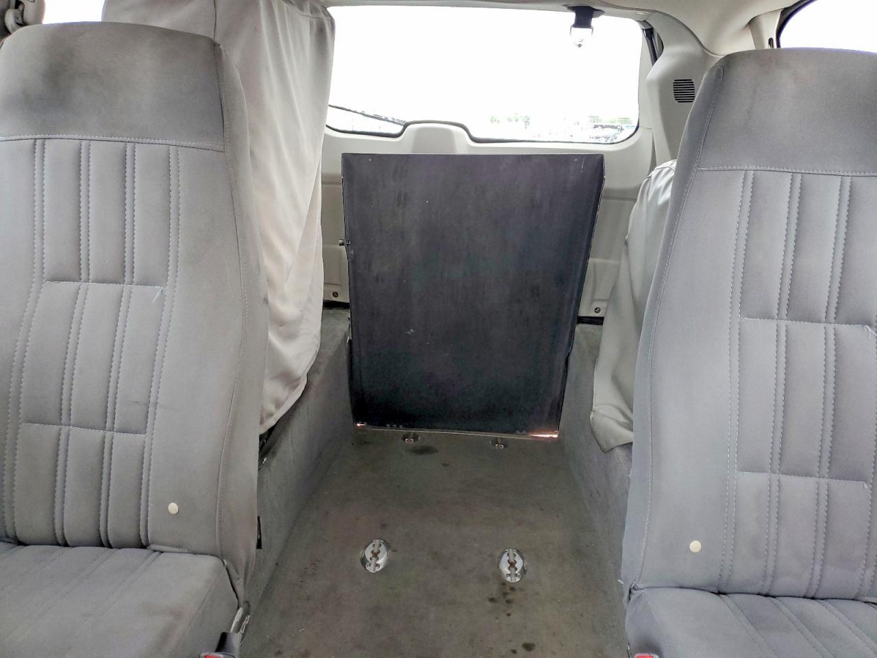 2010 CHRYSLER Town