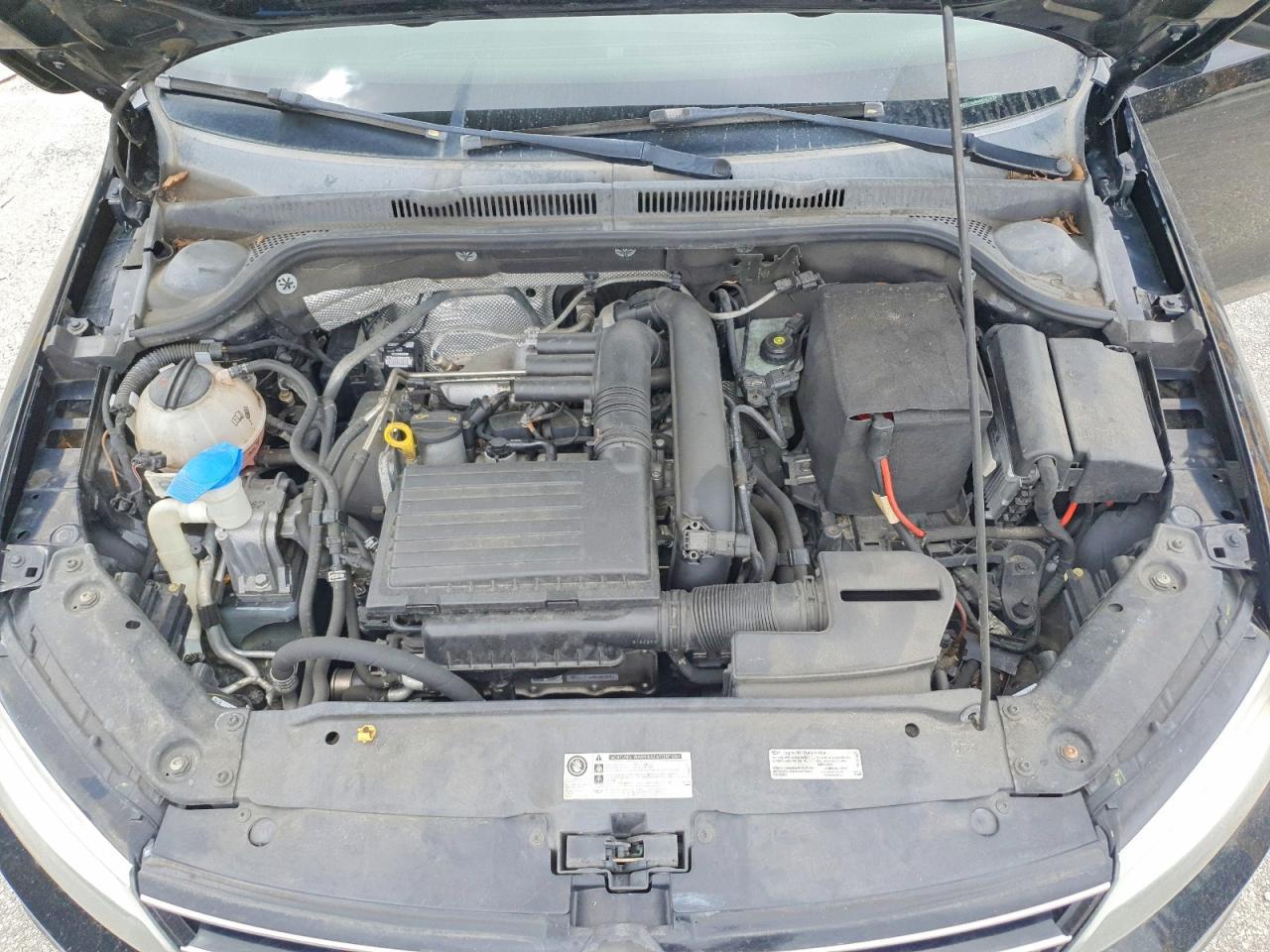 2016 VOLKSWAGEN JETTA