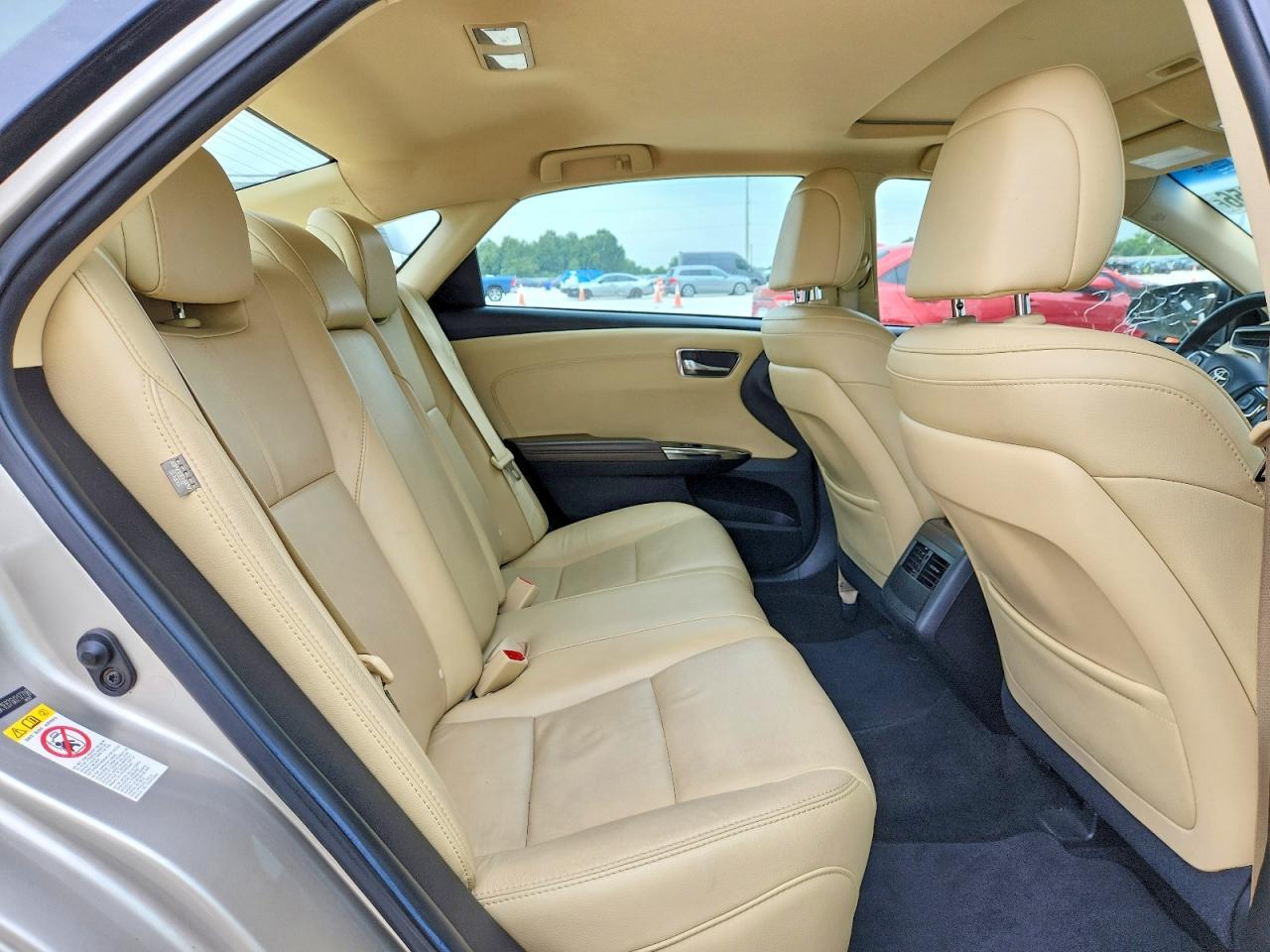 2016 TOYOTA Avalon