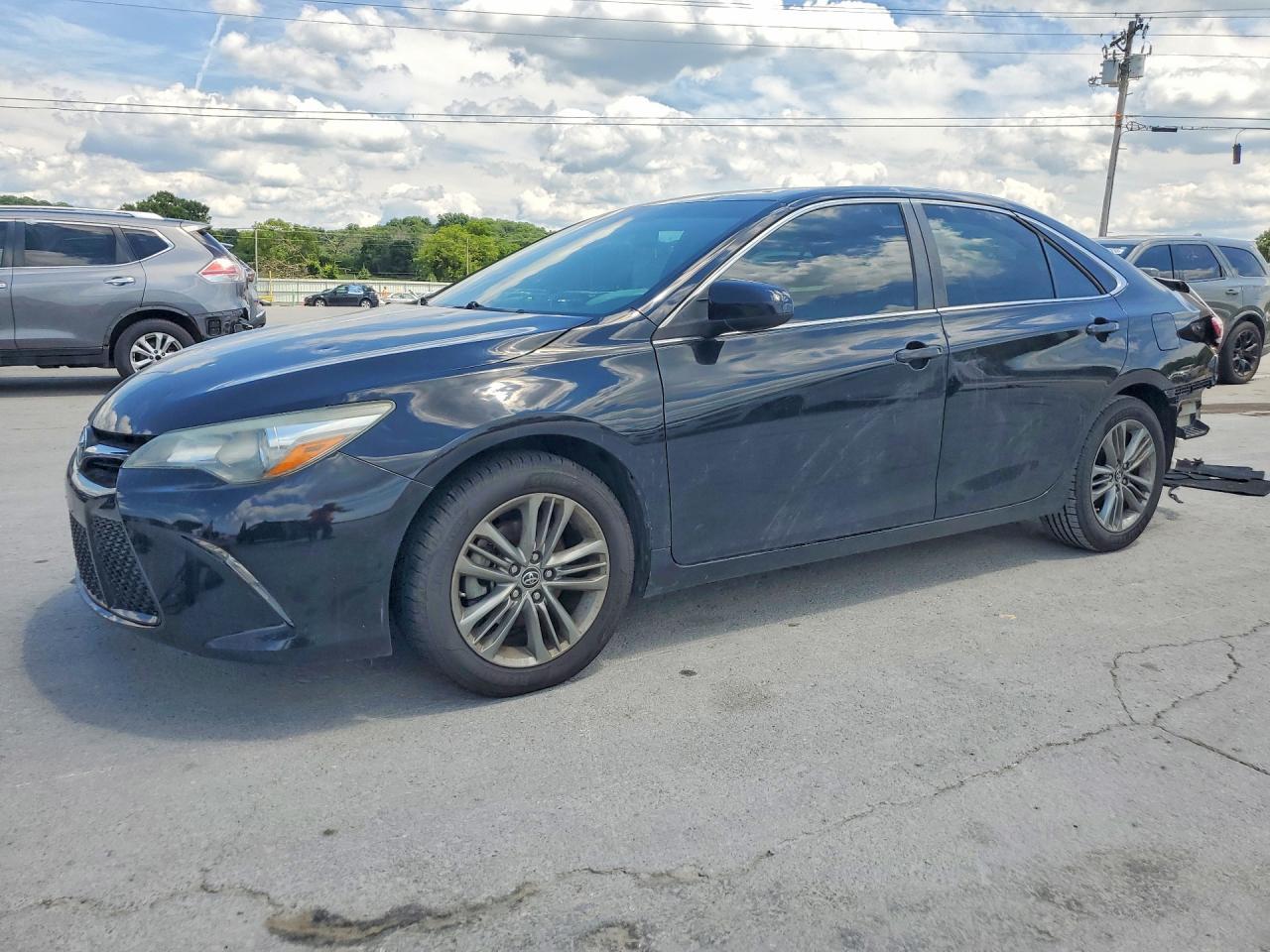 2016 TOYOTA CAMRY