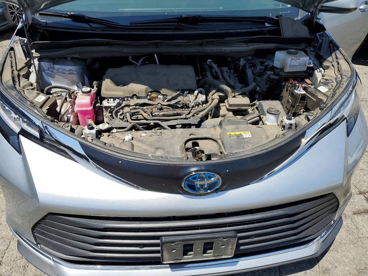 2022 TOYOTA SIENNA
