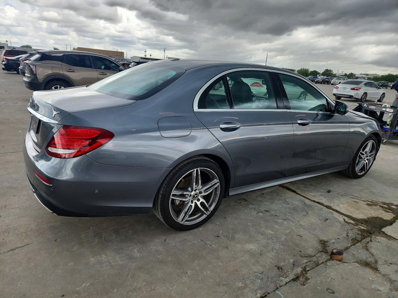 2018 MERCEDES-BENZ E-Class
