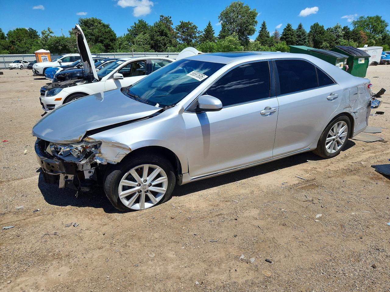 2014 TOYOTA CAMRY