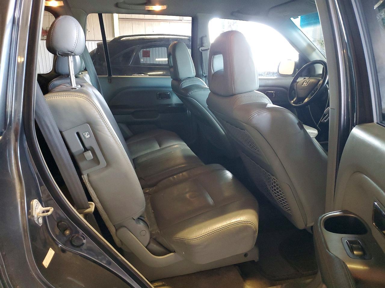 2004 HONDA PILOT