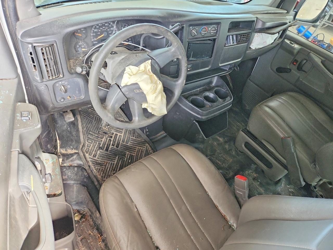 2003 GMC Savana